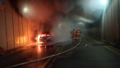 Diduga Korslet, Mobil Terbakar di Underpass Dustira Cimahi